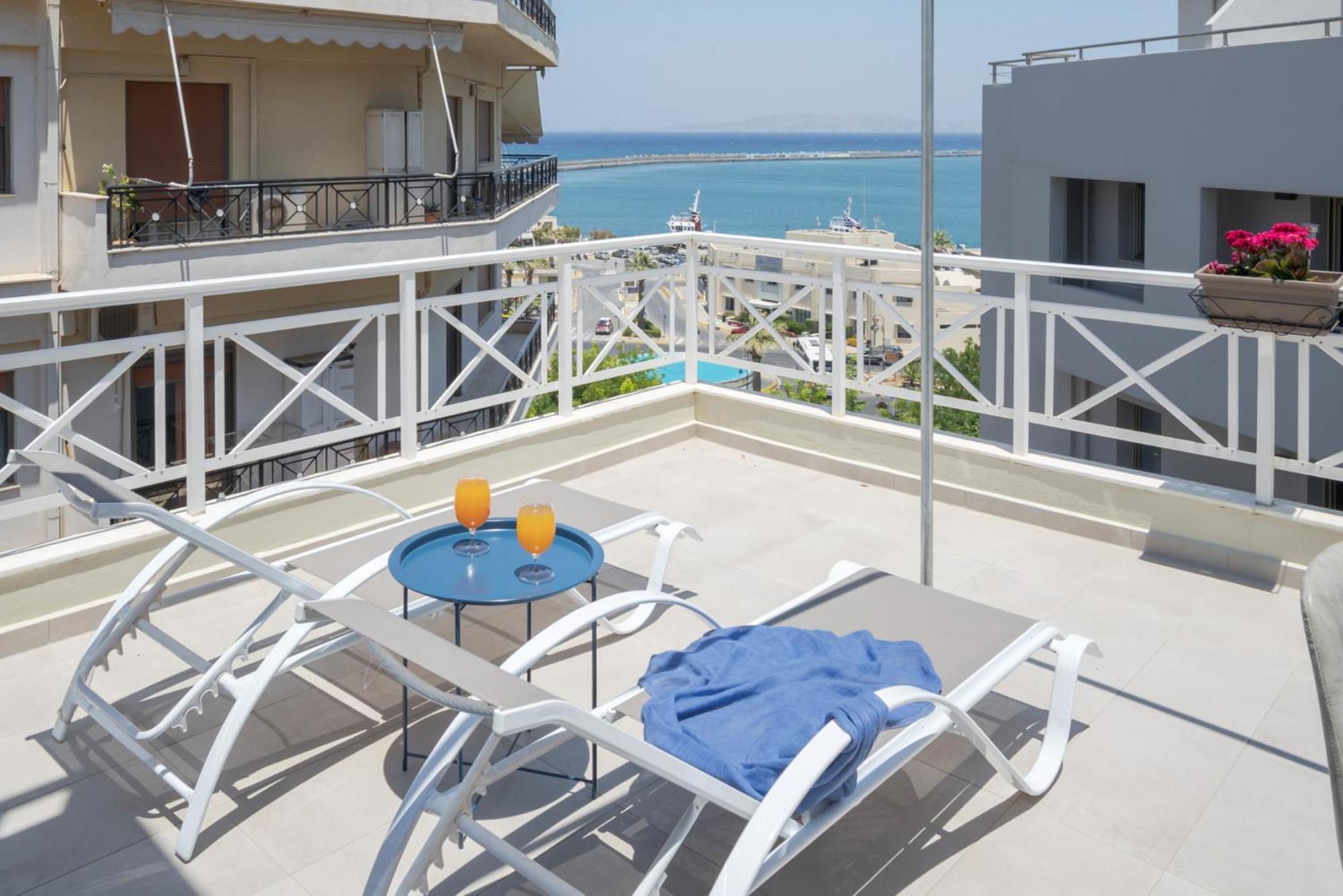 Chic, Downtown, Penthouse W Sundeck And Seaview Apartment Heraklion Exterior foto